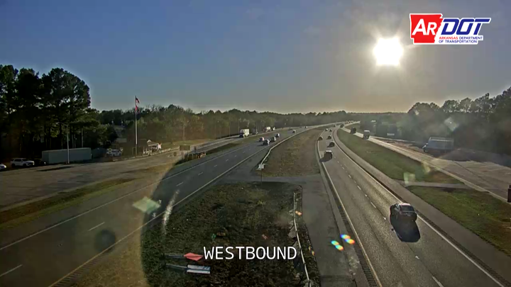 I-40 & Arkansas Weigh Station traffic camera, view west, Van Buren, Arkansas