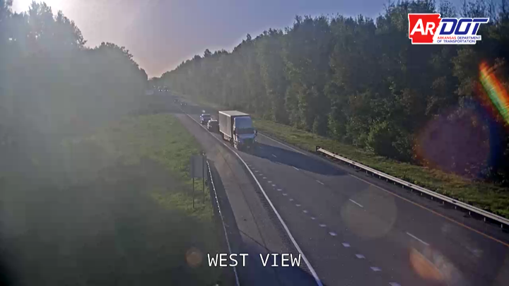 I-40 at mm 168.4 traffic camera, Pulaski County