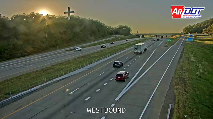 I-40 & Crystal Hill Rd (Exit 148) traffic camera, view west, North Little Rock, Arkansas