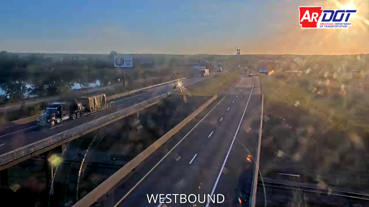 I-40 at mm 240 traffic camera, St. Francis County