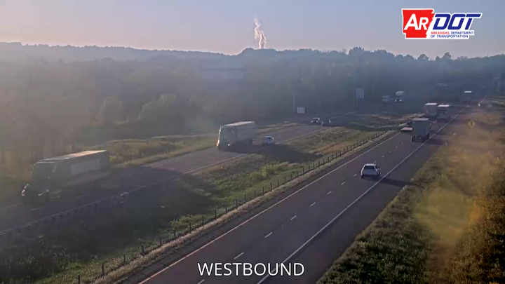 I-40 & exit 83 traffic camera, view west, Russellville, Arkansas