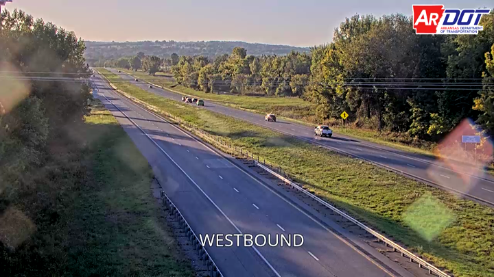 I-40 & Mulberry (Exit 24) traffic camera, view west, Mulberry, Arkansas